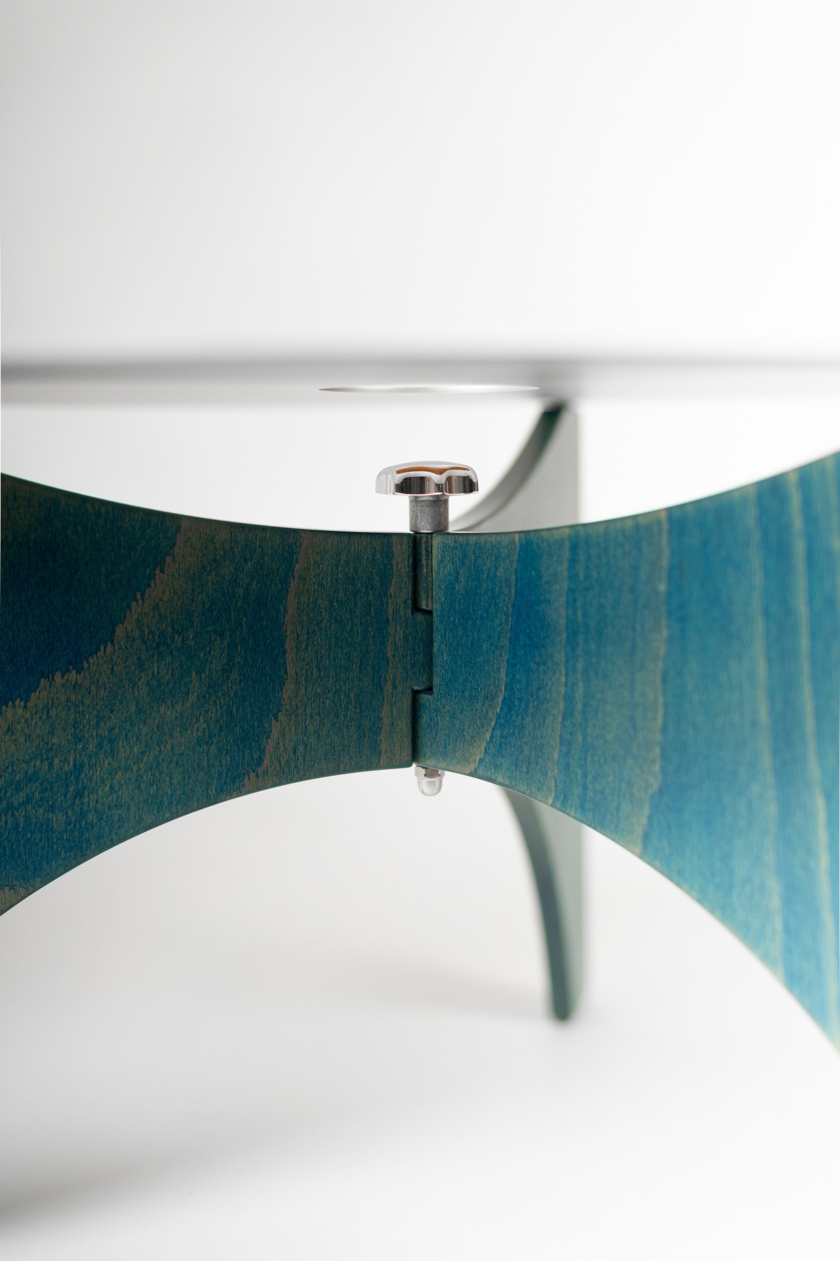 └ burg_side_table_/_petrol